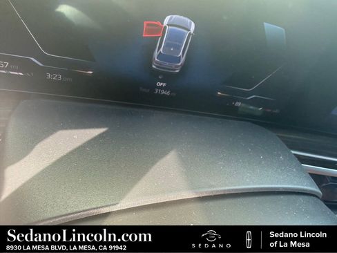 Used 2024 BMW X7 xDrive40i w/ Executive Package image 1