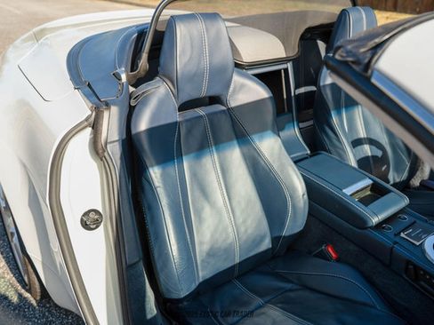 Used 2008 Aston Martin V8 Vantage Roadster 6-Speed image 99