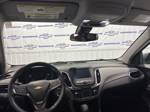 Used 2024 Chevrolet Equinox LT AWD/4WD image 2