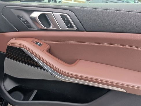 Used 2021 BMW X5 xDrive45e w/ M Sport Package image 16