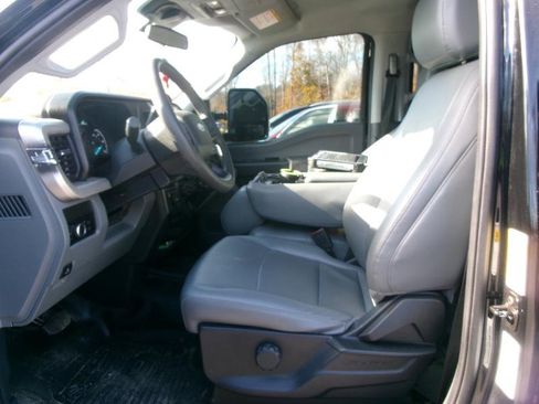 Used 2024 Ford F350 XL image 9