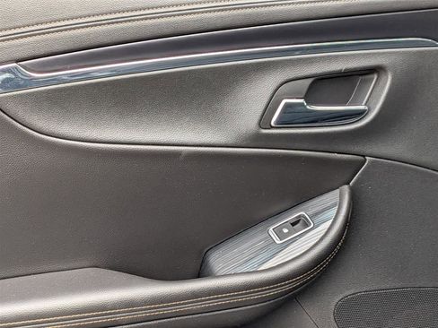 Used 2016 Chevrolet Impala LT w/ Leather Package image 23