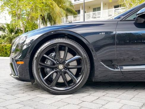 Used 2020 Bentley Continental GT V8 image 13