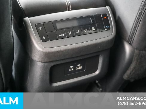 Used 2025 Nissan Pathfinder SV image 54