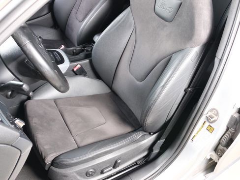 Used 2010 Audi S4 Premium Plus image 16