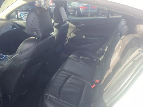 Used 2017 Chevrolet Cruze Premier image 10