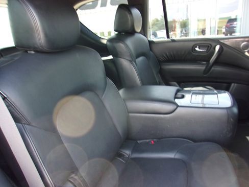 Used 2023 Nissan Armada SL w/ Midnight Edition Package image 28