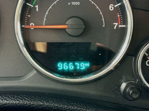 Used 2016 Jeep Wrangler Unlimited Sport image 12