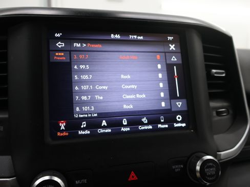 Used 2020 RAM 1500 Big Horn AWD/4WD image 47