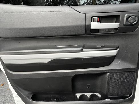 Used 2020 Toyota Tundra SR5 image 29