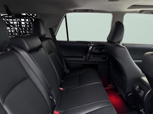 Used 2021 Toyota 4Runner TRD Off-Road Premium w/ Moonroof Package image 66