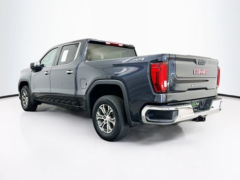 Used 2025 GMC Sierra 1500 SLT AWD/4WD image 5
