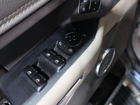 Used 2018 Ford Expedition Limited image 14