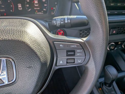 Used 2025 Honda Accord SE image 17