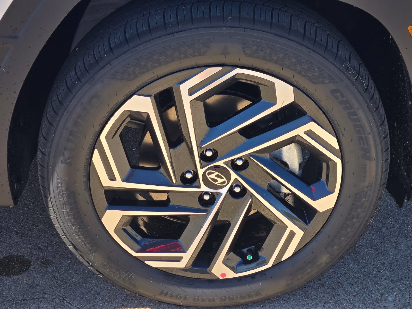 New 2026 Hyundai Tucson Limited FWD image 7