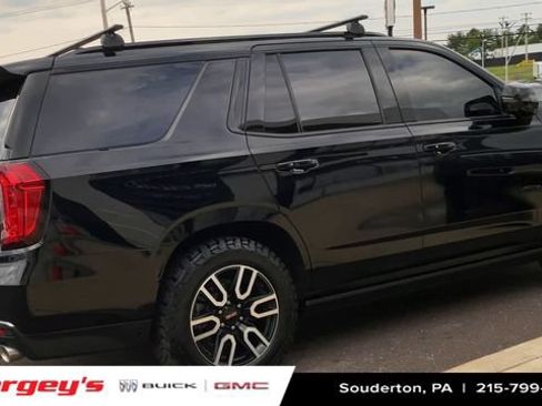 Certified 2023 GMC Yukon AT4 w/ AT4 Premium Plus Package AWD/4WD image 10