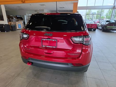 Used 2024 Jeep Compass Trailhawk w/ Trailhawk Elite Group AWD/4WD image 10
