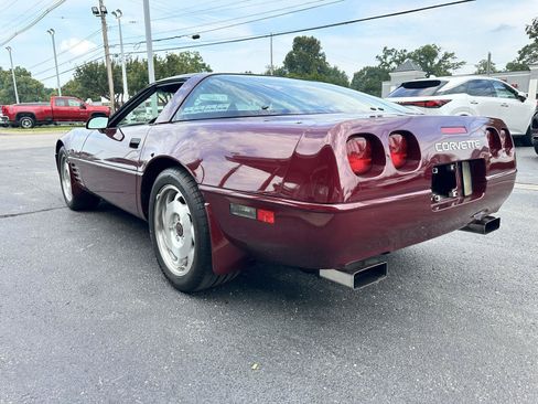 Used 1993 Chevrolet Corvette Coupe RWD image 5