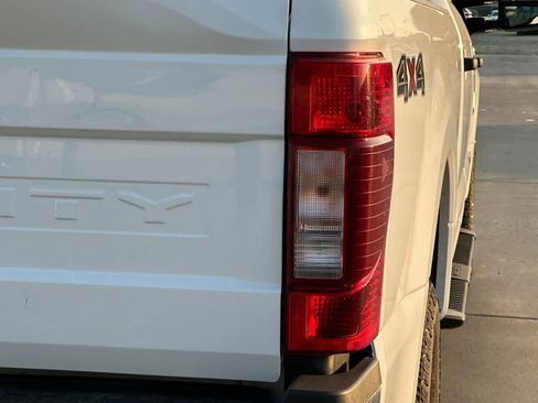 Used 2022 Ford F250 XLT image 32