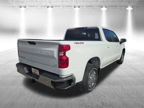 Used 2021 Chevrolet Silverado 1500 LT image 41