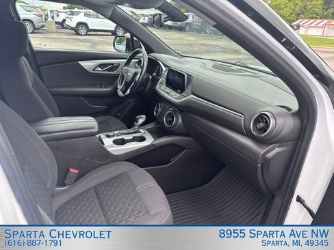 Used 2020 Chevrolet Blazer LT FWD image 28