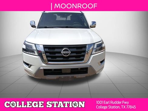 Used 2023 Nissan Armada Platinum w/ Captain's Chairs Package RWD image 5