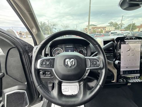 Used 2024 RAM 2500 Laramie image 13