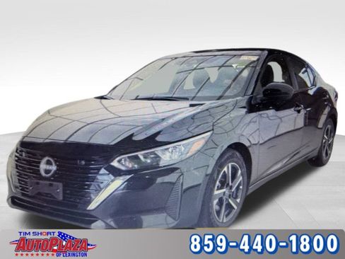 Used 2025 Nissan Sentra SV FWD image 1