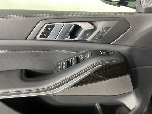 Certified 2024 BMW X5 xDrive40i w/ M Sport Package image 17