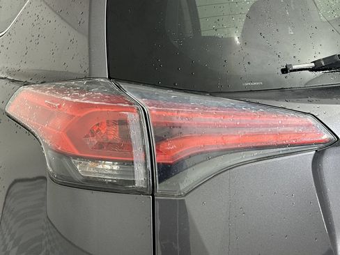 Used 2016 Toyota RAV4 XLE FWD image 26