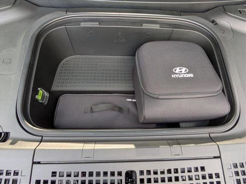 New 2026 Hyundai Ioniq 9 SEL image 22