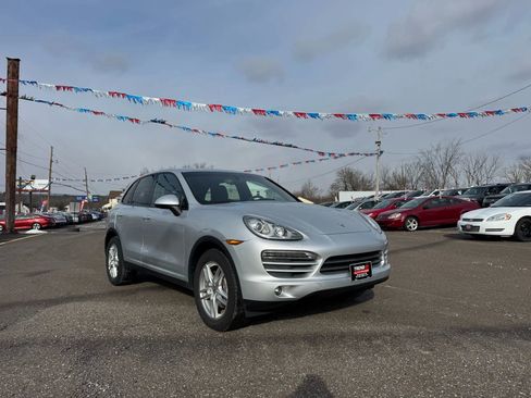 Used 2012 Porsche Cayenne image 8