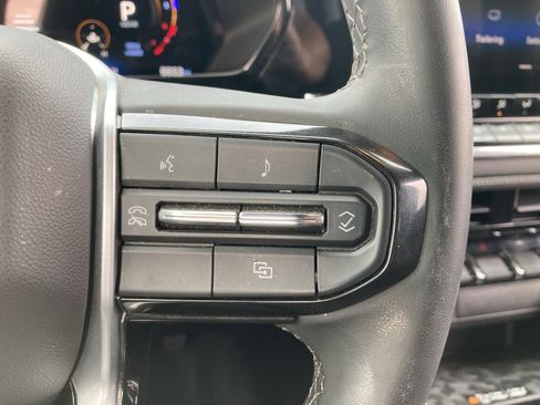 Certified 2024 Chevrolet Colorado LT w/ LT Convenience Package II image 20