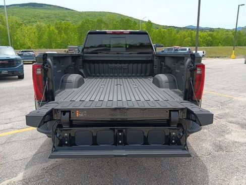 New 2026 GMC Sierra 3500 Denali w/ Denali Reserve Package AWD/4WD image 28