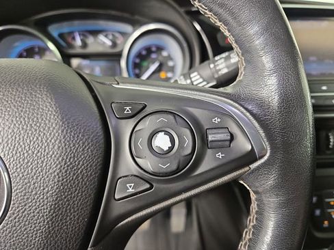 Used 2018 Buick Envision Essence AWD/4WD image 23