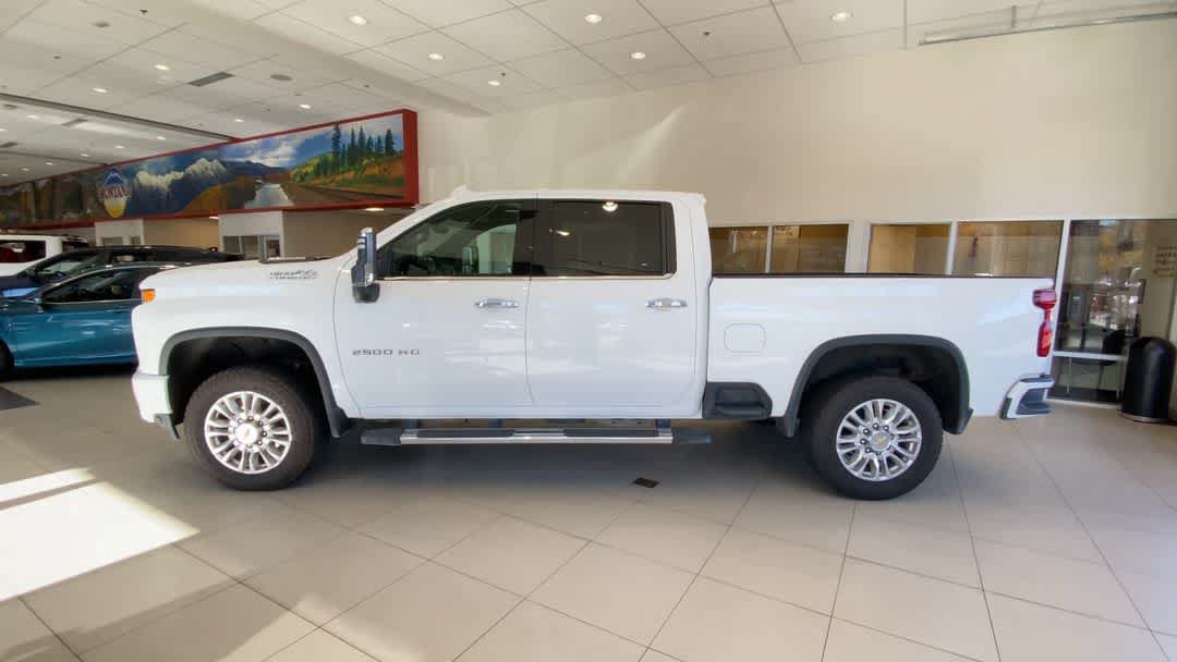 Used 2023 Chevrolet Silverado 2500 High Country w/ Z71 Off-Road Package AWD/4WD image 5