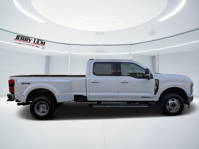Used 2025 Ford F350 Lariat AWD/4WD image 2