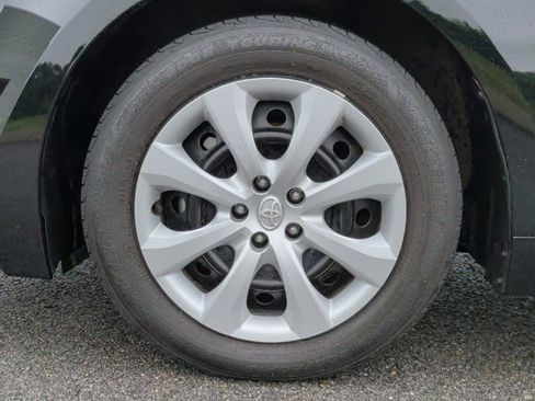 Used 2024 Toyota Corolla LE FWD image 9