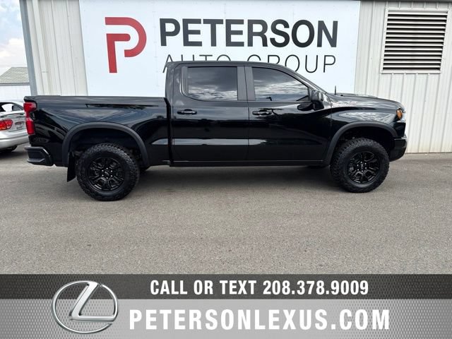 Used 2025 Chevrolet Silverado 1500 ZR2 w/ Technology Package AWD/4WD image 3