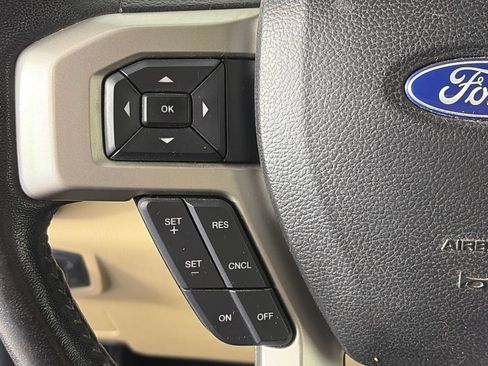 Used 2018 Ford F250 Lariat w/ Chrome Package AWD/4WD image 17