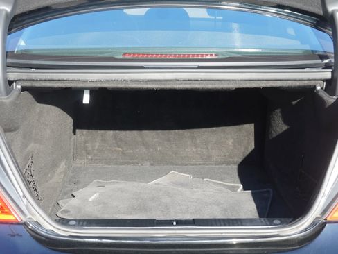 Used 2010 Mercedes-Benz S 550 4MATIC image 36