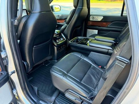 Used 2020 Lincoln Navigator Reserve w/ Luxury Package AWD/4WD image 26