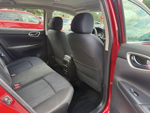 Used 2019 Nissan Sentra SV w/ Special Edition Package FWD image 15
