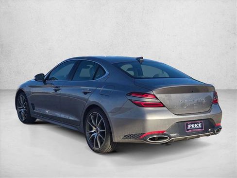 Used 2025 Genesis G70 2.5T image 6