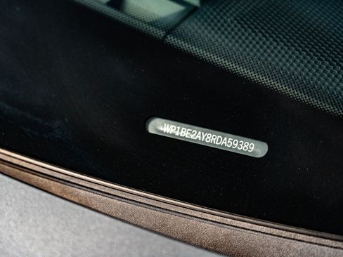 Certified 2024 Porsche Cayenne Coupe AWD/4WD image 29