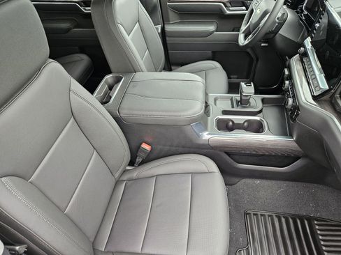 New 2026 Chevrolet Silverado 1500 LTZ w/ LTZ Convenience Package II AWD/4WD image 18