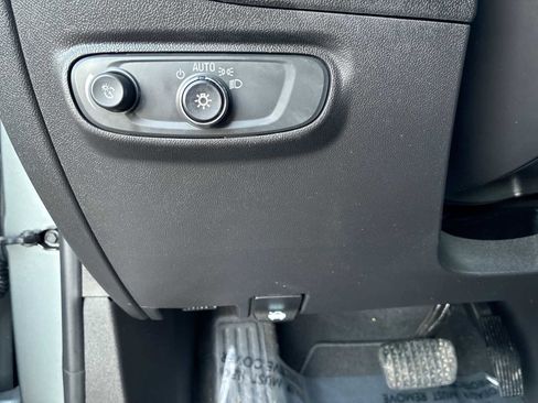 Certified 2024 Chevrolet Equinox RS w/ RS Leather Package image 17