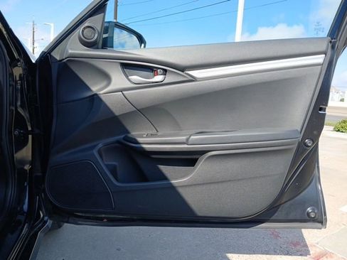 Used 2020 Honda Civic Sport image 13