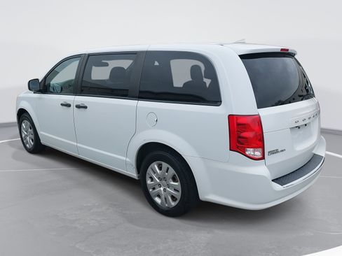 Used 2019 Dodge Grand Caravan SE image 7