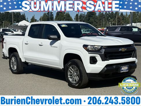 Used 2024 Chevrolet Colorado LT w/ LT Convenience Package II AWD/4WD image 7